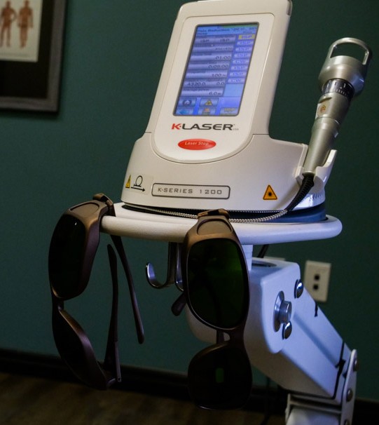 K-Laser K-Series 1200 cold laser therapy unit with safety goggles